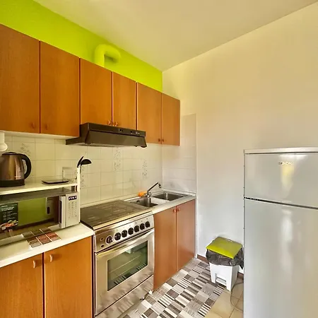 Serenity Apartment- 公寓 *
